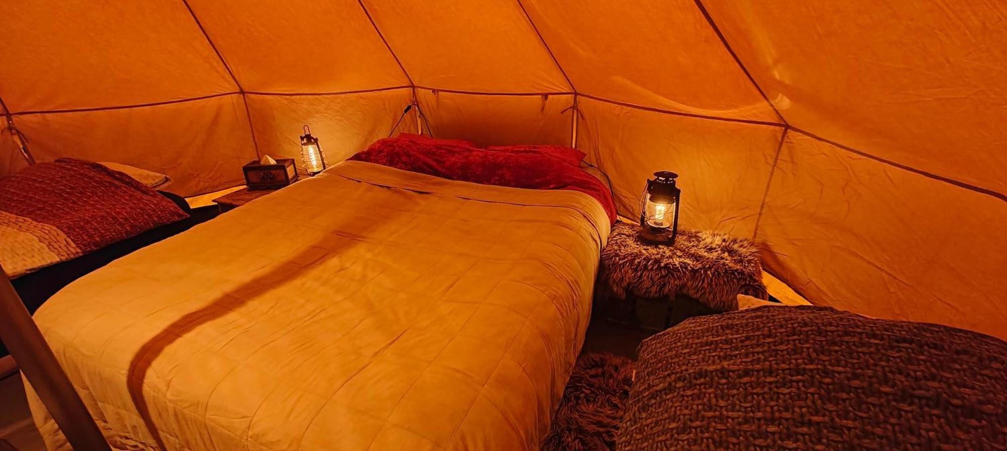Au Pied Du Trieu, The Glamping Experience Hotel Labroye Exterior foto